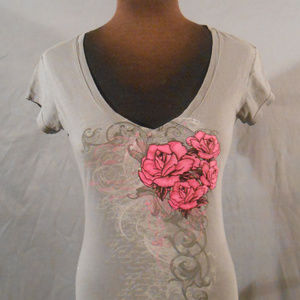 Pink Roses T-Shirt, Size Medium